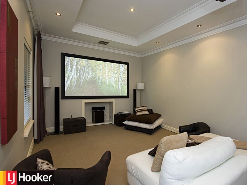 7 Pinedale Street, East Victoria Park WA 6101