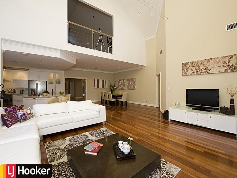 7 Pinedale Street, East Victoria Park WA 6101