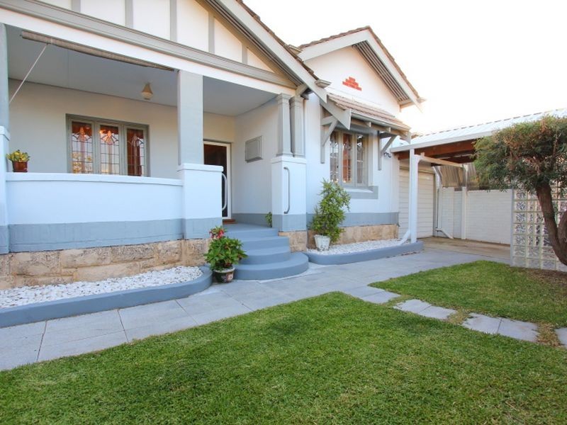 113 Douglas Avenue, South Perth WA 6151