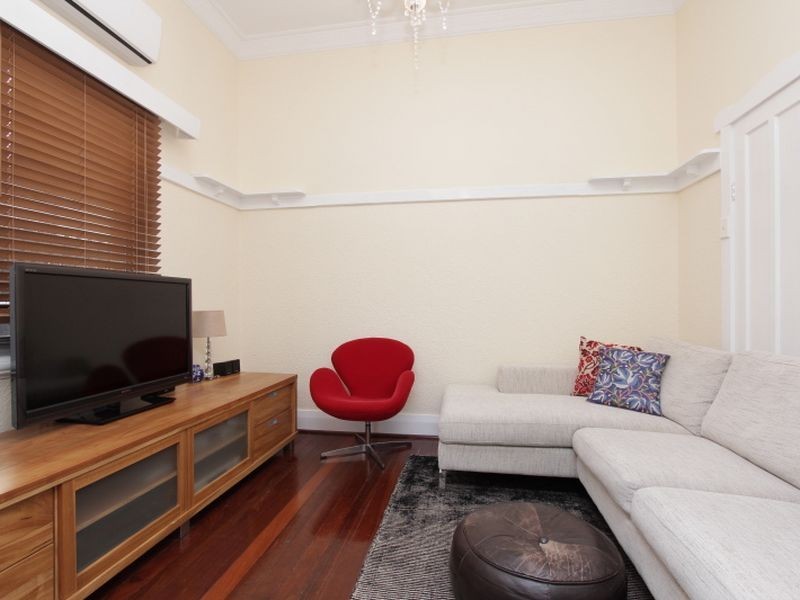 113 Douglas Avenue, South Perth WA 6151