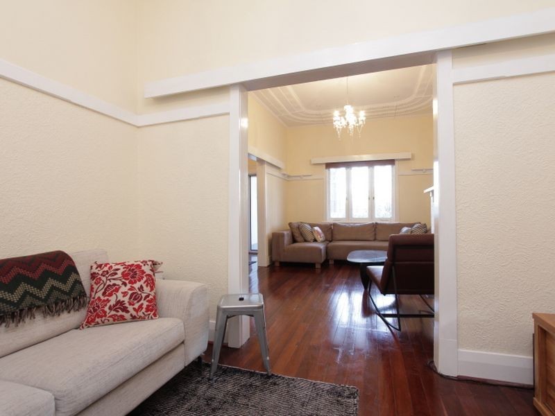 113 Douglas Avenue, South Perth WA 6151