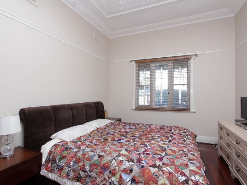 113 Douglas Avenue, South Perth WA 6151