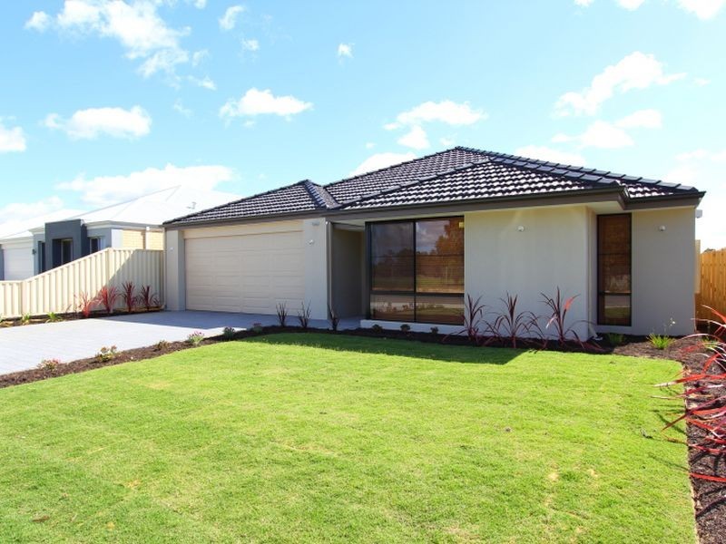 8 Krypton Lane, Wattle Grove WA 6107