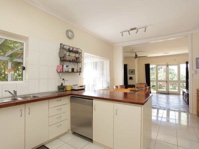 1 Noel Road, Gooseberry Hill WA 6076