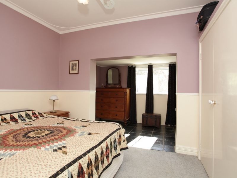 1 Noel Road, Gooseberry Hill WA 6076