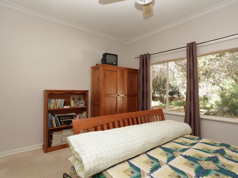 1 Noel Road, Gooseberry Hill WA 6076