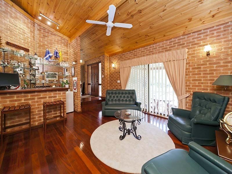 30 Torwood Drive, Gooseberry Hill WA 6076