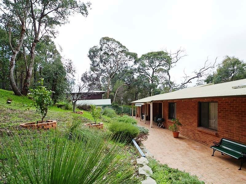 30 Torwood Drive, Gooseberry Hill WA 6076