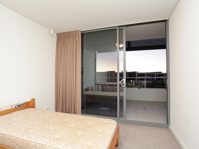 202/2 Oldfield Street, Burswood WA 6100