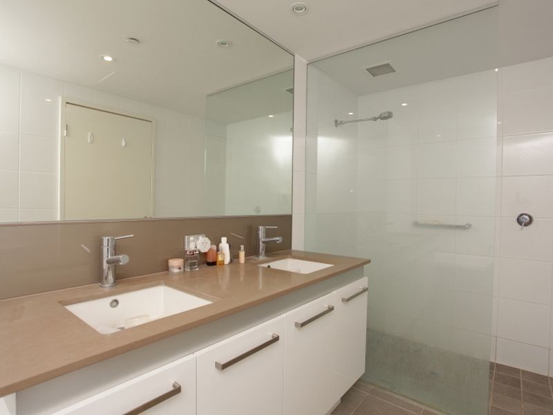 202/2 Oldfield Street, Burswood WA 6100