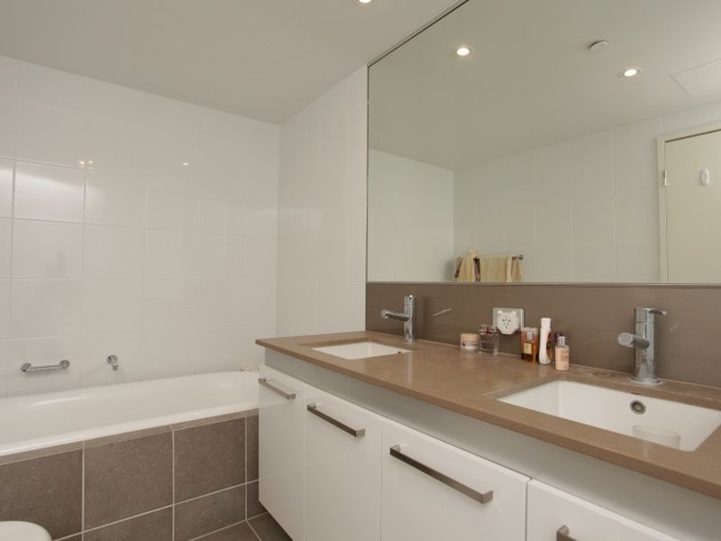 202/2 Oldfield Street, Burswood WA 6100