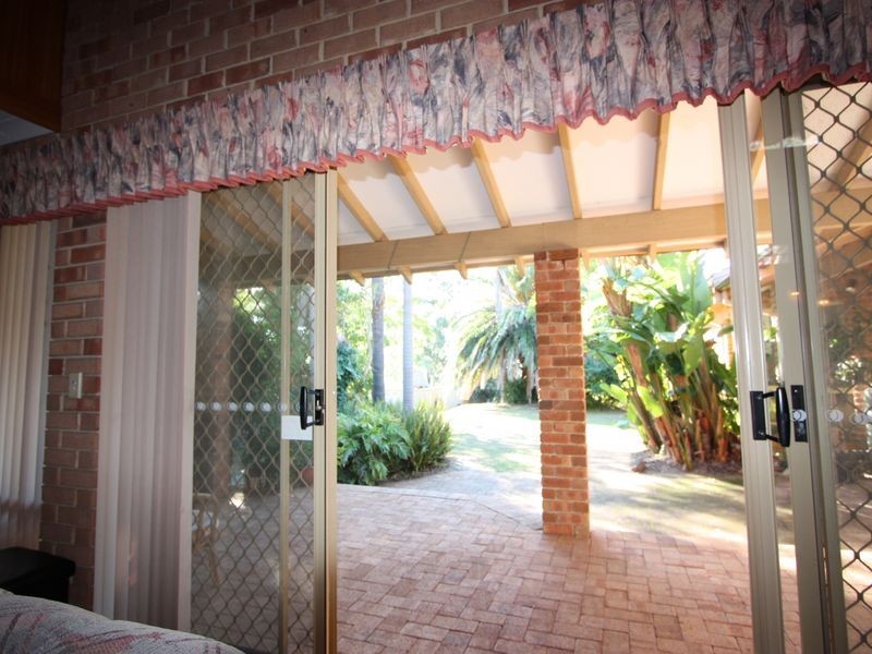 26 Winsor Road, Kalamunda WA 6076