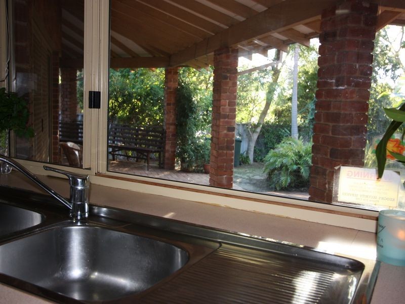 26 Winsor Road, Kalamunda WA 6076