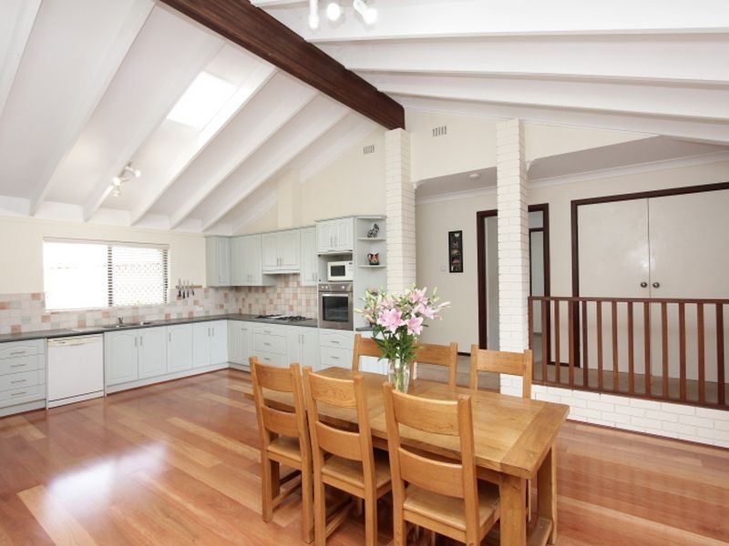 9 Pearson Crescent, Bull Creek WA 6149