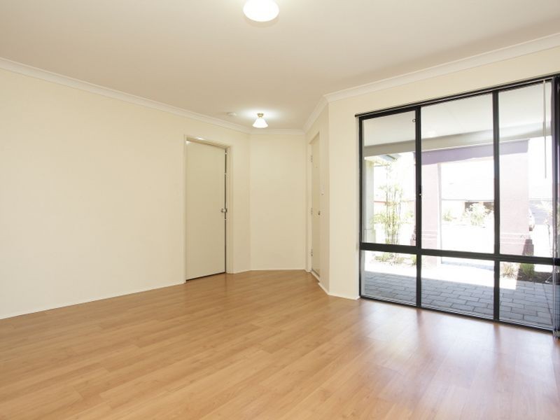 20 Silica Road, Wattle Grove WA 6107