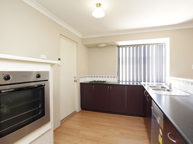 20 Silica Road, Wattle Grove WA 6107