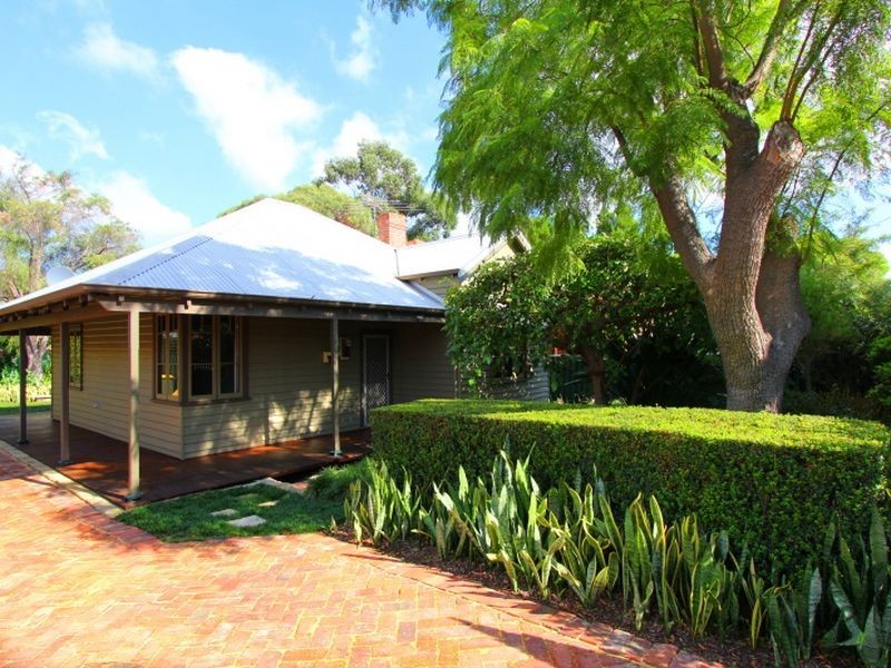 199 Washington Street, Victoria Park WA 6100