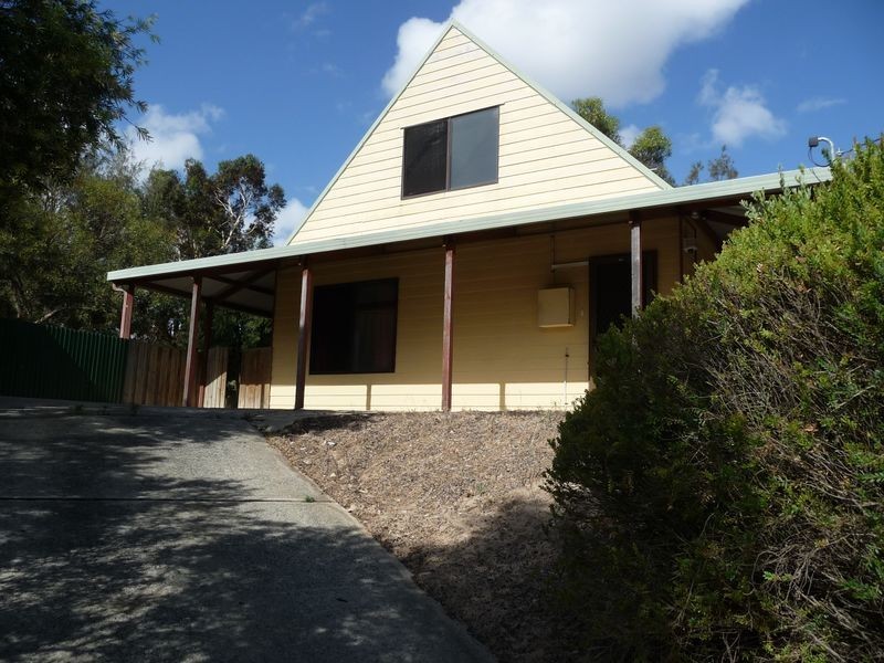 22 Minderoo Crescent, Golden Bay WA 6174