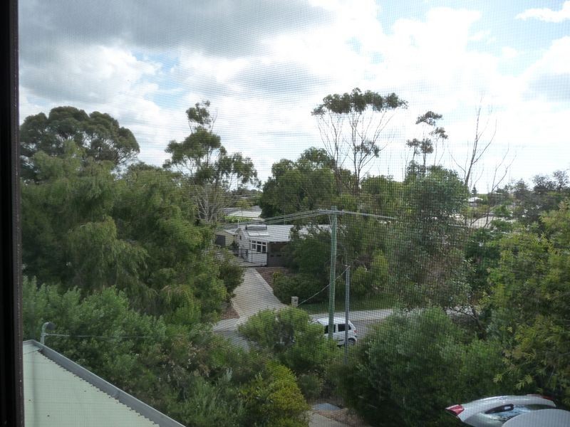 22 Minderoo Crescent, Golden Bay WA 6174