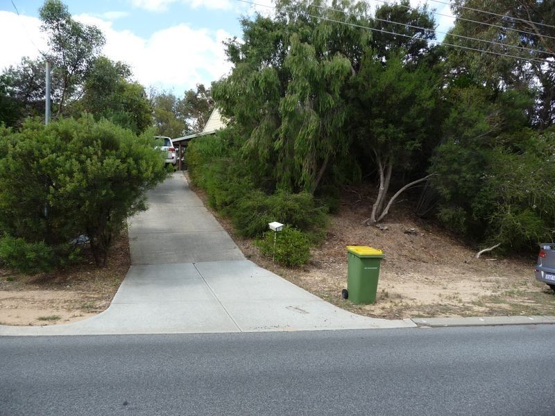 22 Minderoo Crescent, Golden Bay WA 6174