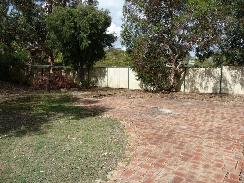 22 Minderoo Crescent, Golden Bay WA 6174