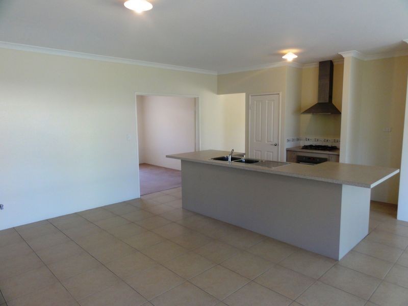 39 Hoskin Street, Cloverdale WA 6105