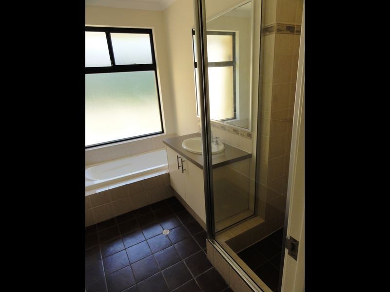 39 Hoskin Street, Cloverdale WA 6105