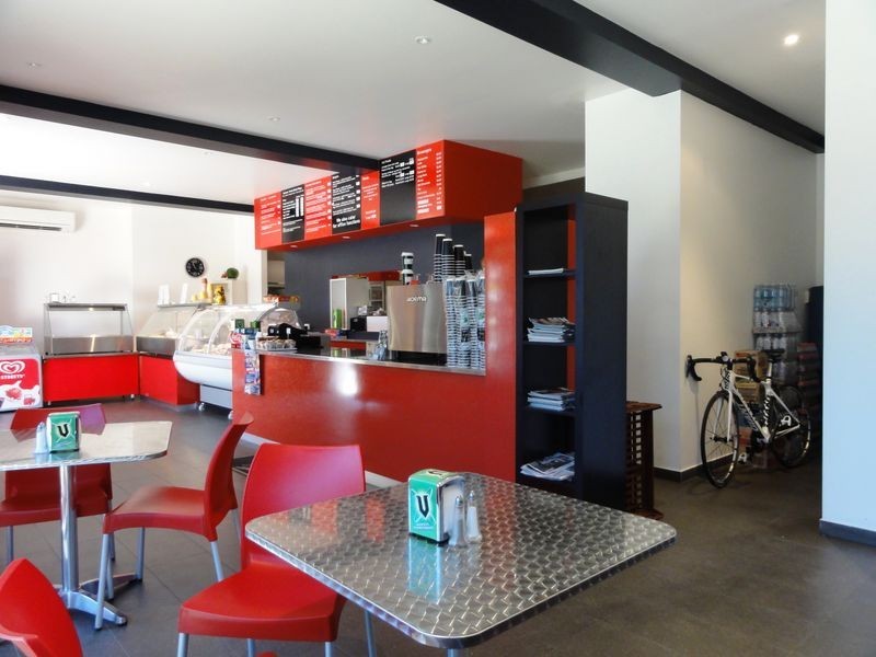 2/103 Garling Street, O’connor WA 6163