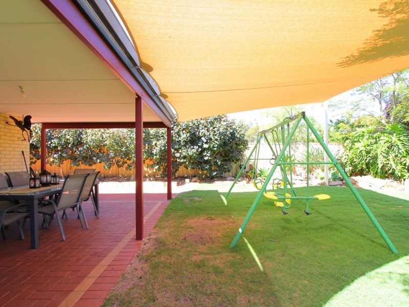 4 Excelsior Drive, Canning Vale WA 6155