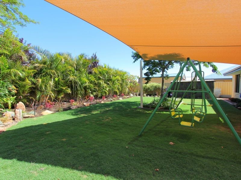 4 Excelsior Drive, Canning Vale WA 6155