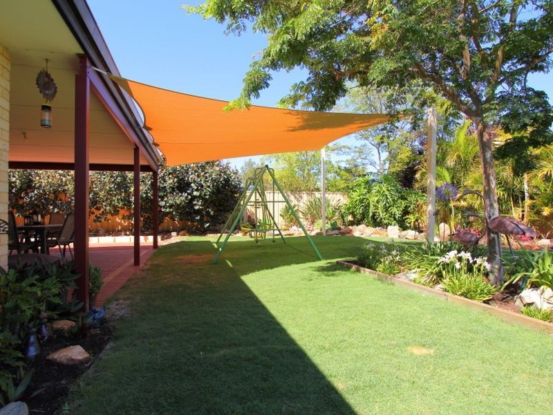 4 Excelsior Drive, Canning Vale WA 6155