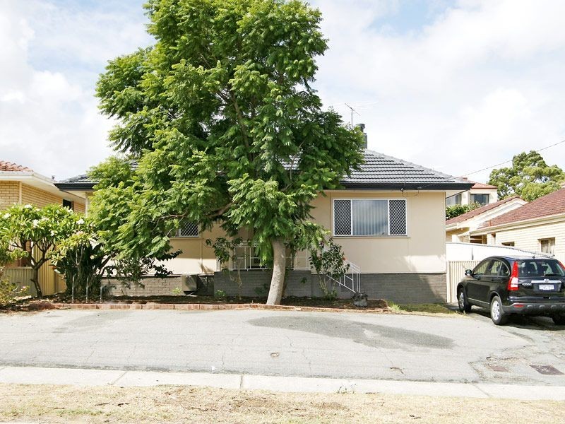 26 Flinders Street, Yokine WA 6060