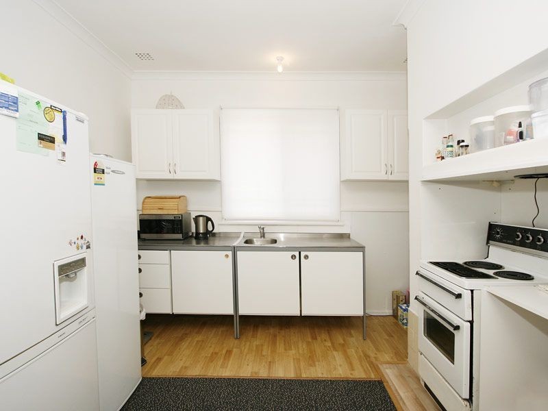 26 Flinders Street, Yokine WA 6060