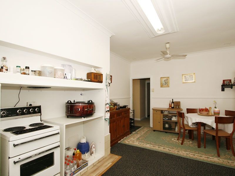 26 Flinders Street, Yokine WA 6060