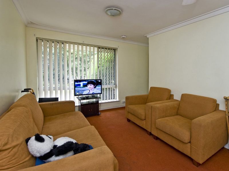 47B Weston Street, Maddington WA 6109