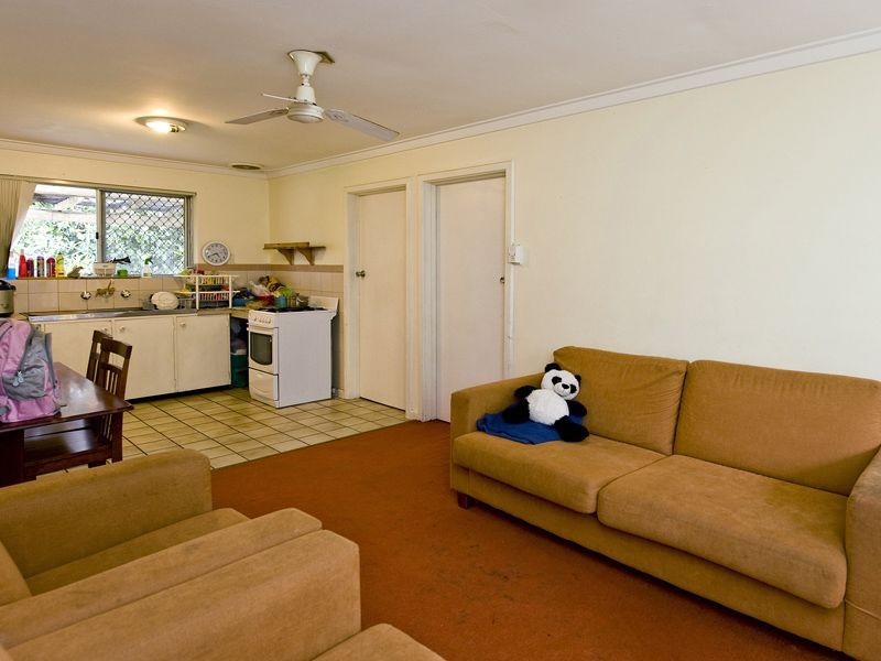 47B Weston Street, Maddington WA 6109