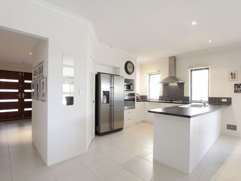 5 Hibiscus Way, Baldivis WA 6171