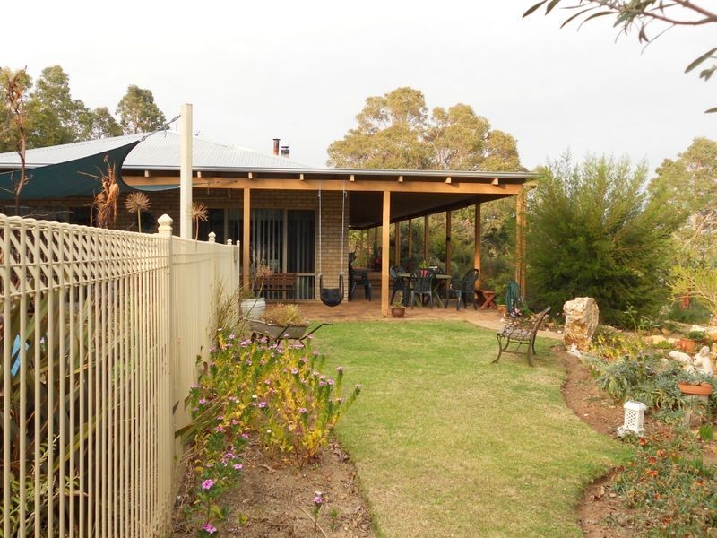 192 Nettleton Road, Darling Downs WA 6122