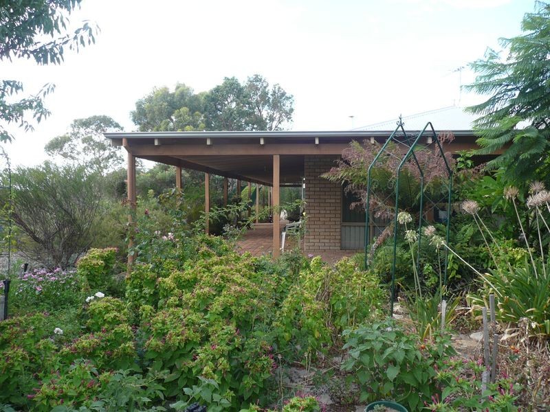 192 Nettleton Road, Darling Downs WA 6122
