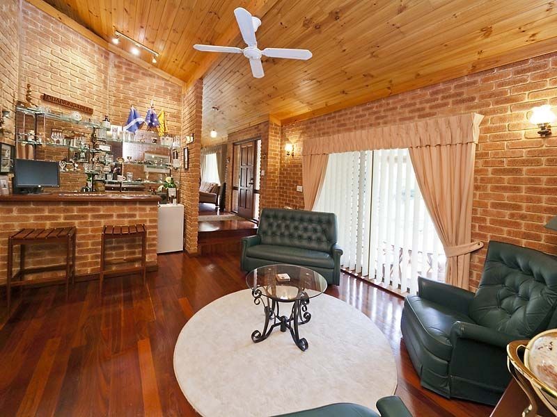 30 Torwood Drive, Gooseberry Hill WA 6076