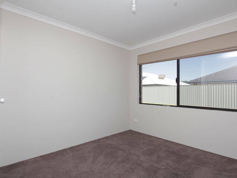 20 Pleasant Avenue, Piara Waters WA 6112