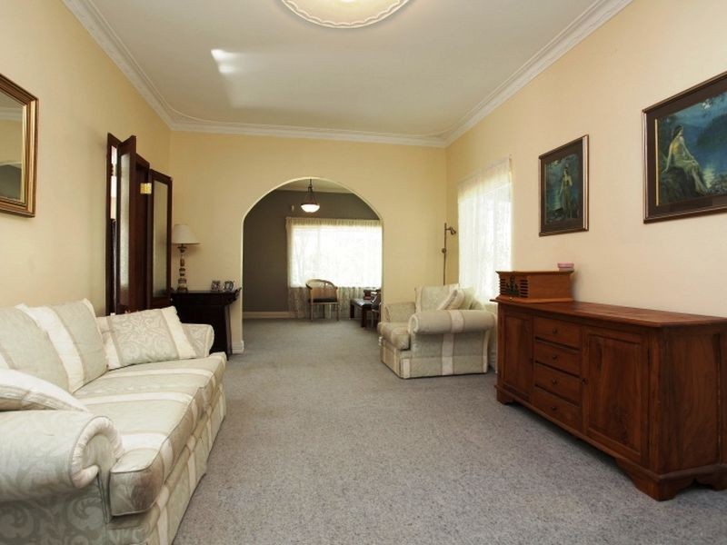 1 Noel Road, Gooseberry Hill WA 6076