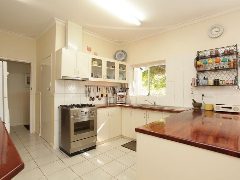 1 Noel Road, Gooseberry Hill WA 6076