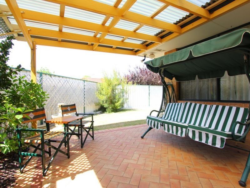 34 Park Street, Como WA 6152