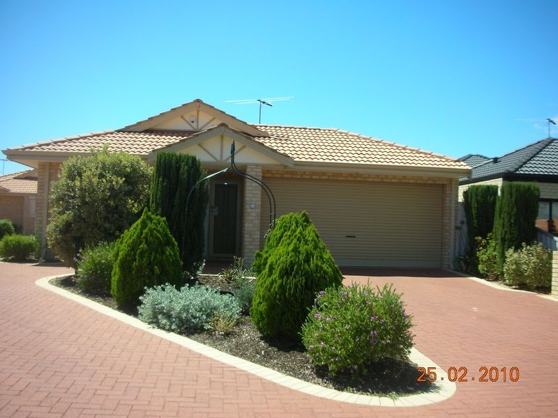 6/11 Almurta Way, Nollamara WA 6061