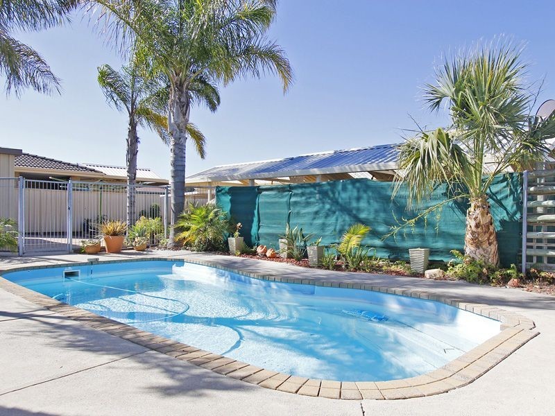 3 Cahow Grove, Ballajura WA 6066