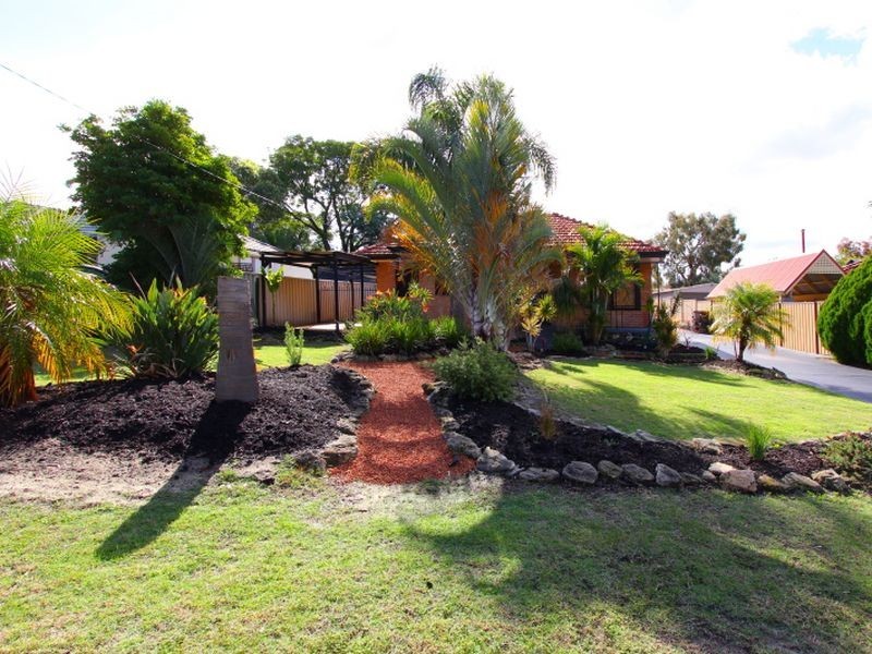 72 Sebastian Crescent, Coolbellup WA 6163