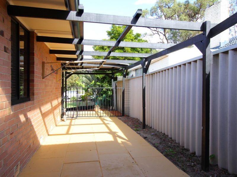 72 Sebastian Crescent, Coolbellup WA 6163