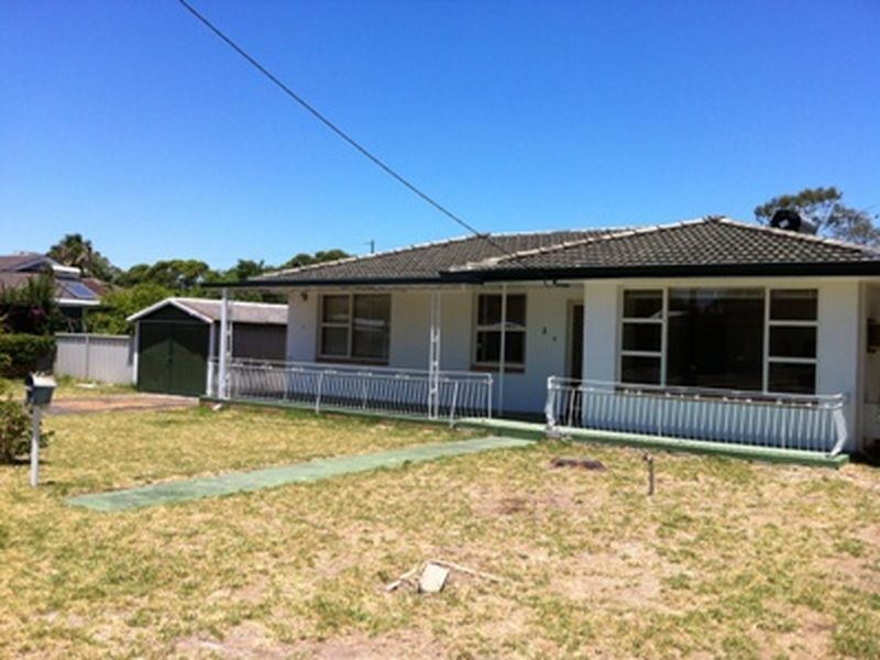 2 Wendron Street, Cloverdale WA 6105