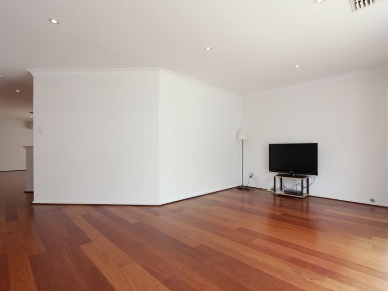 17 Rose Avenue, South Perth WA 6151